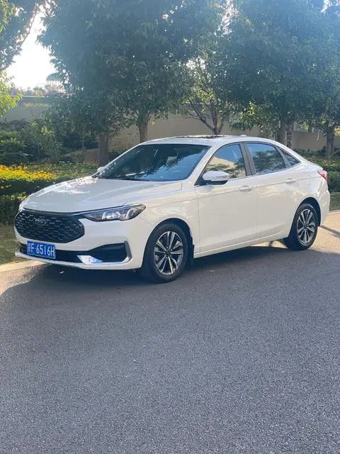 Ford Escort 2021