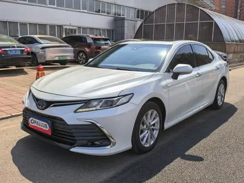 Toyota Camry 2021