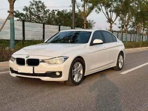 BMW 3 Series 2017 — фото 1