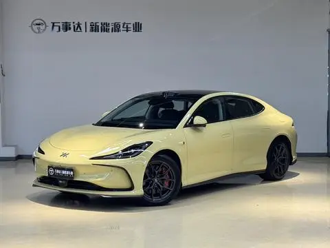 IM Motors 智己L6 2024