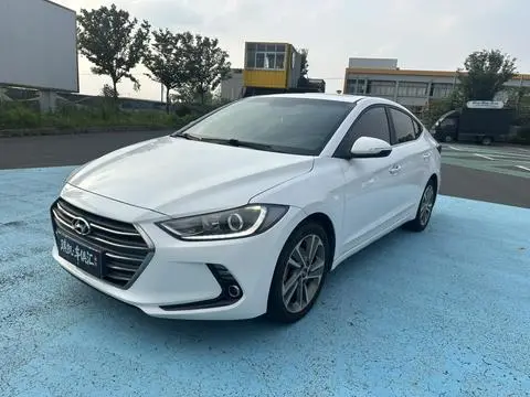 Hyundai 领动 2016 — фото 1