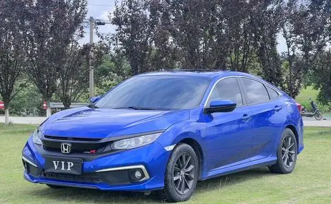 Honda Civic 2019 — фото 1