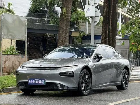 XPeng 小鹏P7 2020