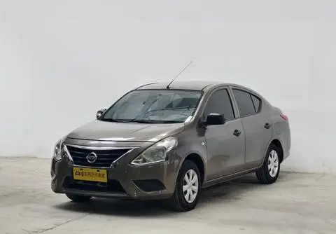 Nissan 阳光 2014
