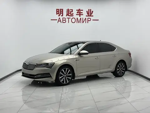 Skoda Superb 2023