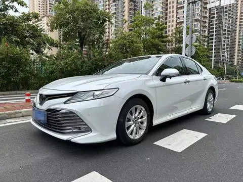 Toyota Camry 2019