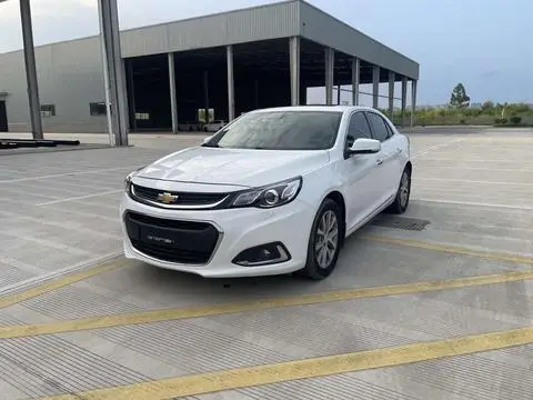 Chevrolet Malibu 2017 — фото 1