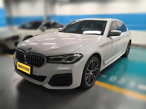 BMW 5 Series 2022 — фото 1