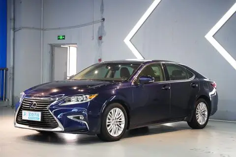 Lexus ES 2015