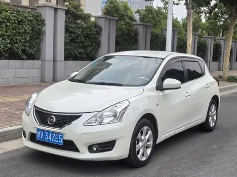 Nissan 骐达TIIDA 2011