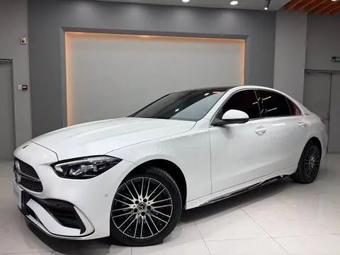 Mercedes-Benz C-Class 2025