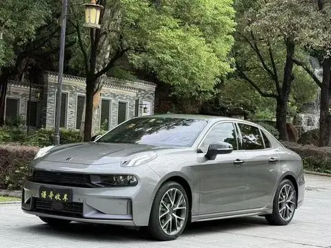 Lynk & Co 03 2020
