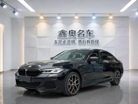 BMW 5 Series 2022 — фото 1