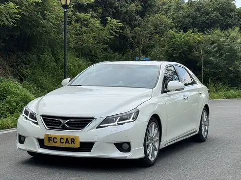 Toyota Reiz 2010