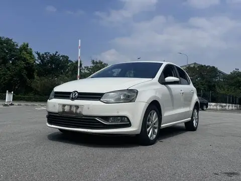 Volkswagen Polo 2016 — фото 1
