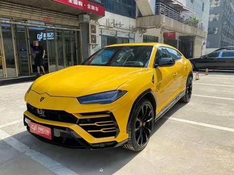 Lamborghini Urus 2021 — фото 1