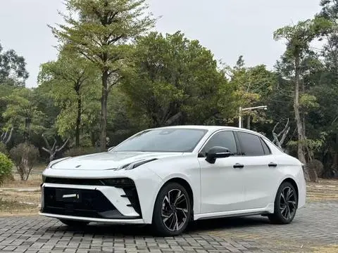 Lynk & Co 03 2023