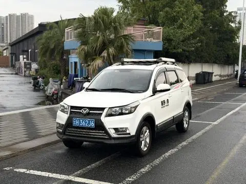 BAIC S3 2016