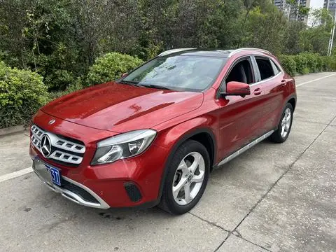 Mercedes-Benz GLA 2018 — фото 1