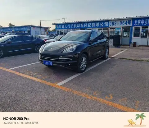 Porsche Cayenne 2011