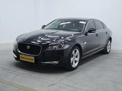 Jaguar XFL 2020