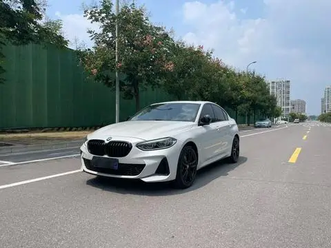 BMW 1 Series 2021