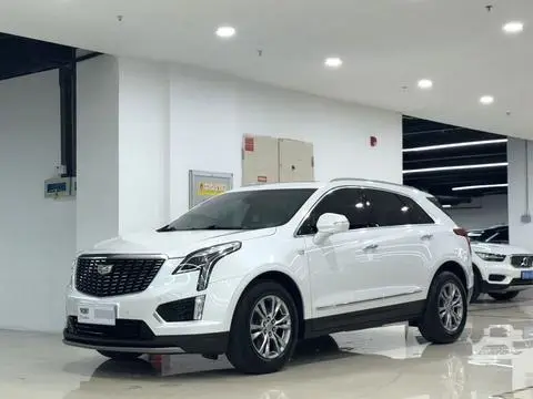 Cadillac XT5 2021 — фото 1