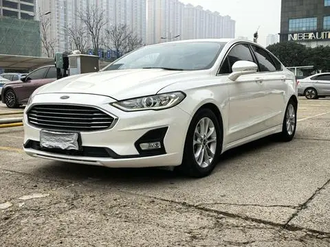 Ford 蒙迪欧 2020 — фото 1