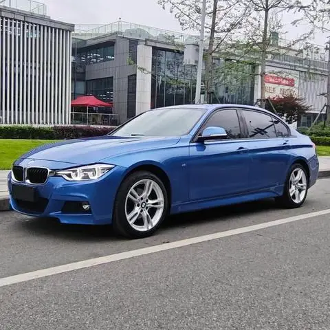 BMW 3 Series 2018 — фото 1