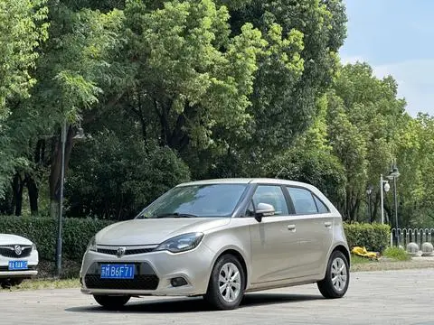 MG 3 2011