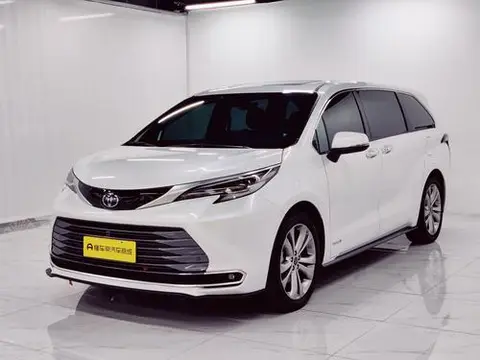 Toyota 赛那 2023