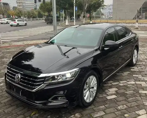 Volkswagen Passat 2020 — фото 1