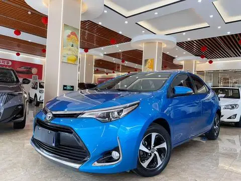 Toyota 雷凌 2017 — фото 1