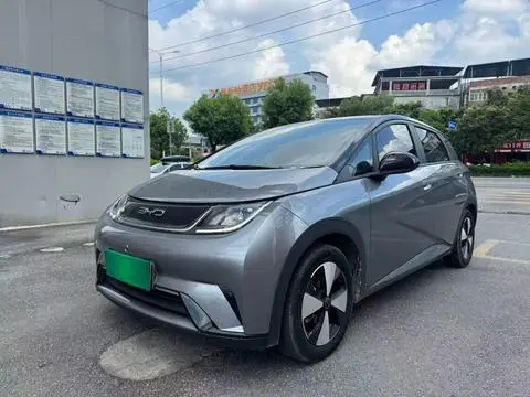 BYD Dolphin 2023