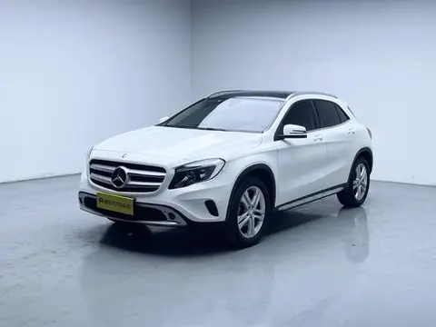 Mercedes-Benz GLA 2016