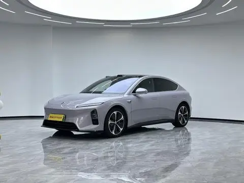 NIO ET5 2025