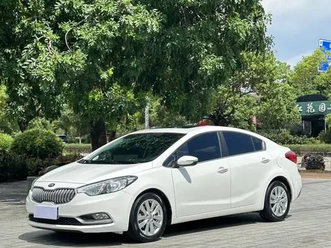 Kia K3 2015 — фото 1
