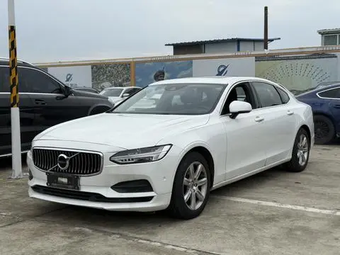 Volvo S90 2018