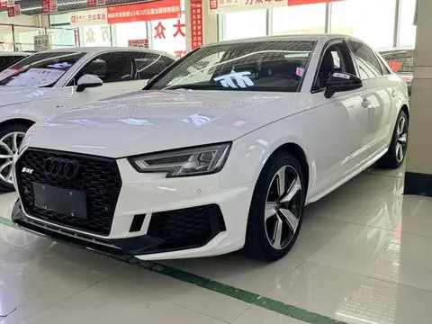 Audi A4L 2019
