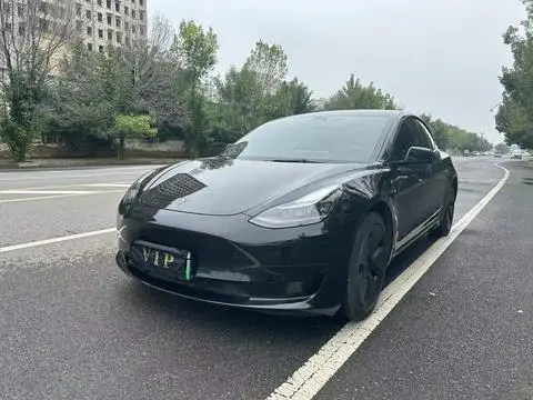 Tesla Model 3 2022 — фото 1