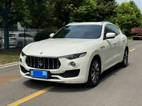Maserati Levante 2016 — фото 1