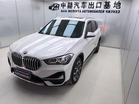 BMW X1 2022 — фото 1