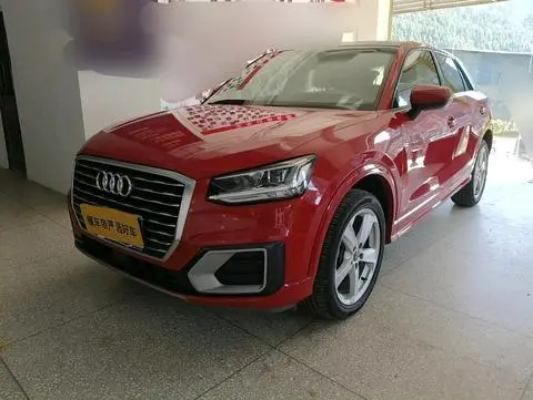 Audi Q2L 2018