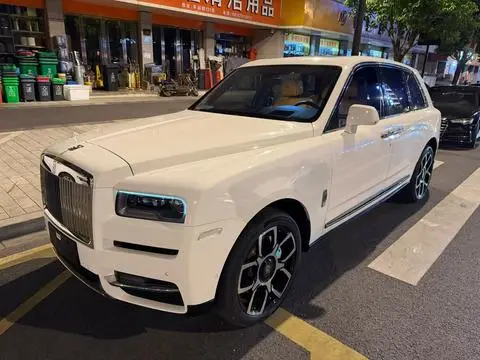 Rolls Royce Cullinan 2018