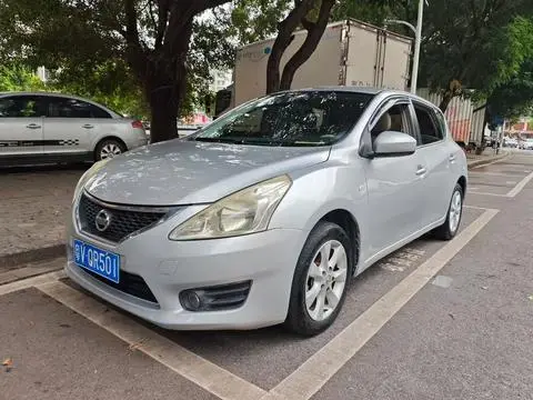 Nissan 骐达TIIDA 2011