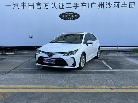 Toyota Corolla 2019 — фото 1
