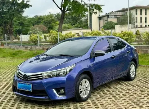 Toyota Corolla 2017 — фото 1