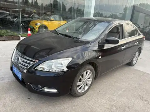 Nissan 轩逸 2012