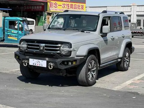 TANK 300 2023