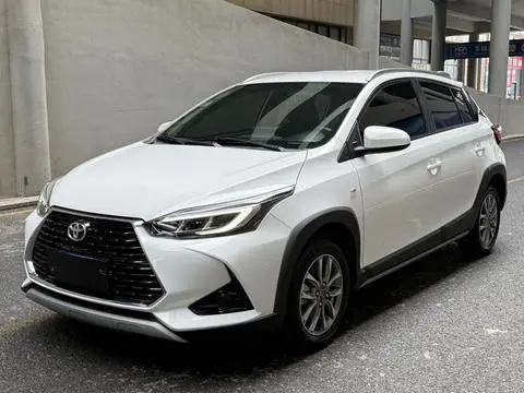 Toyota YARIS L 2022